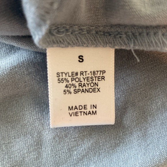 Zenana Premium tank top with side roushing and tie. - Picture 4 of 4